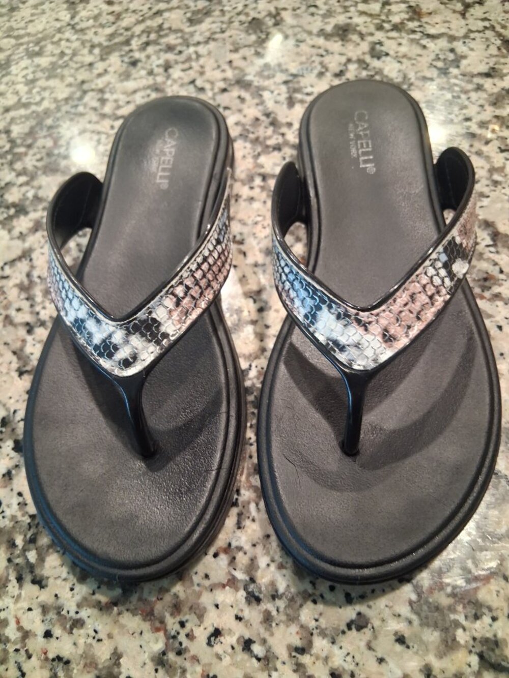 Capelli New York | Snakeskin Flip‑Flops | Size 7